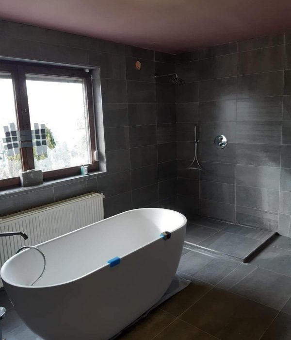 Home | Jens Fierens | Vloeren, tegels, terrassen, badkamer